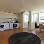 Marques Premium By Homing Apartament